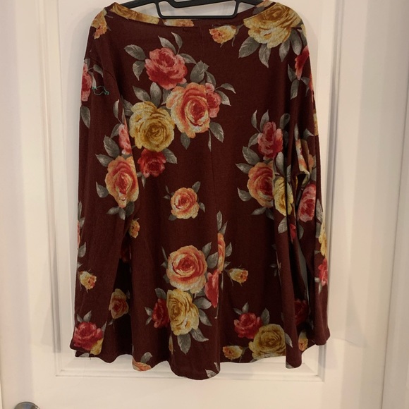 Floral Long Sleeve Shirt - Picture 2 of 3